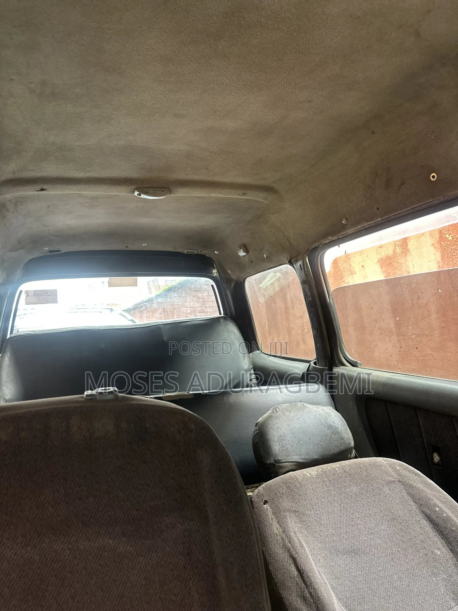 Suzuki APV Minibus 2010 Yellow