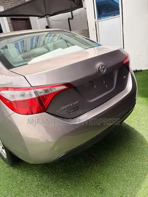 Toyota Corolla 2016 Gray