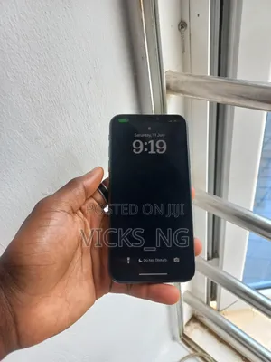 Apple iPhone XS 64 GB Black
