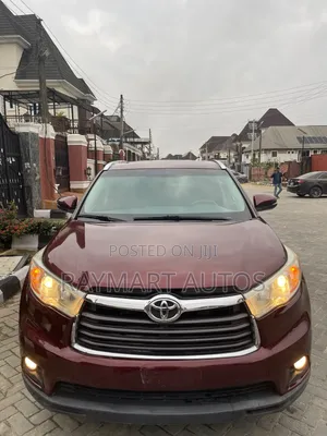 Toyota Highlander 2015 Red