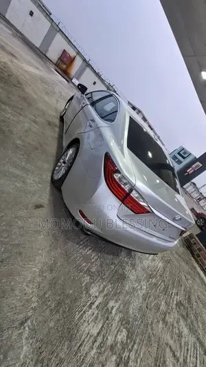 Lexus ES 2014 Silver