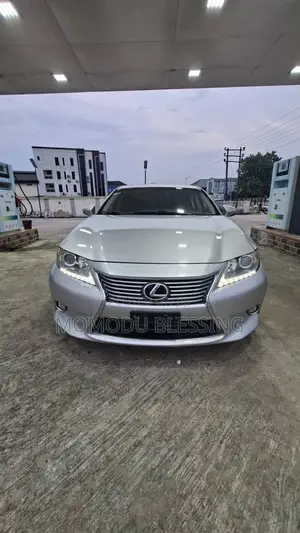 Lexus ES 2014 Silver