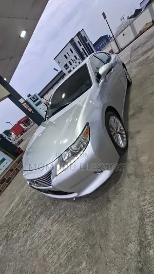Lexus ES 2014 Silver