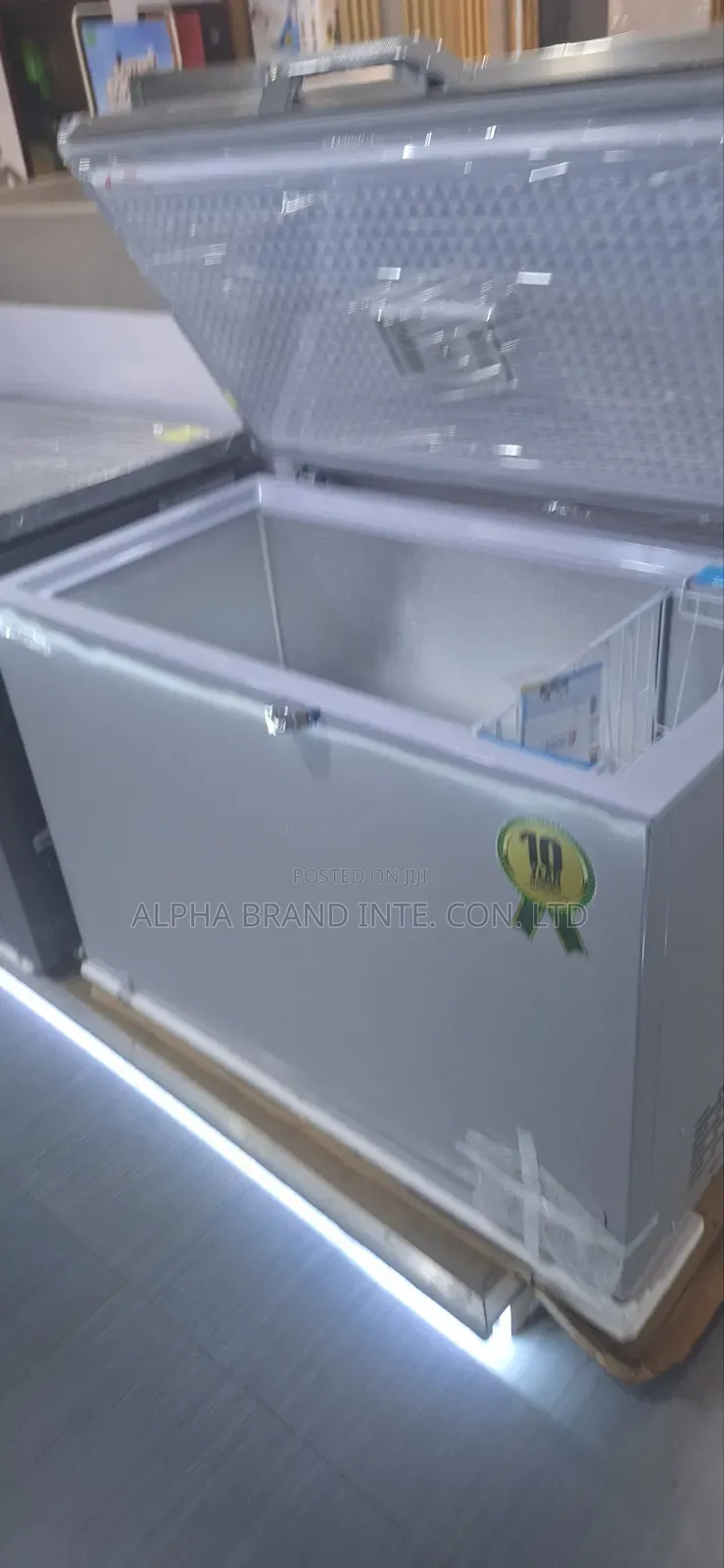 Sfl300 Scanfrost 300lt Inverter Freezer