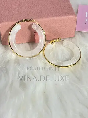 Fashion Jewelries