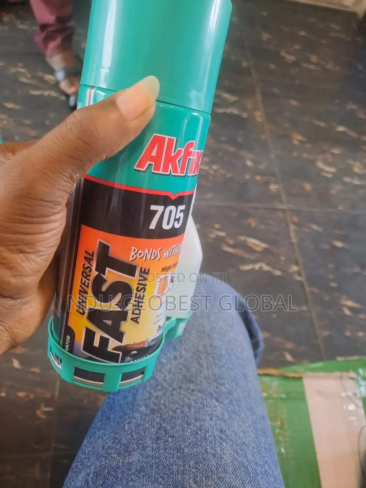 Akfix 705 Fast Adhesive Kit (Spray)