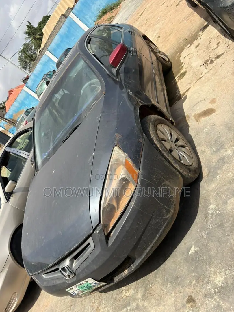 Honda Accord Automatic 2004 Gray
