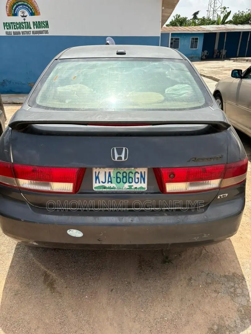 Honda Accord Automatic 2004 Gray