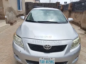 Toyota Corolla 2009 Silver