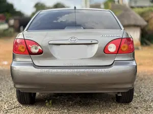 Toyota Corolla 2004 Gray