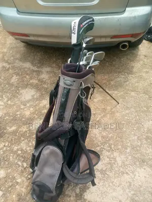 Imported Golf Sticks With the Bag at Affordable Price