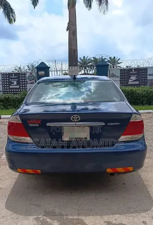 Toyota Camry 2006 Blue