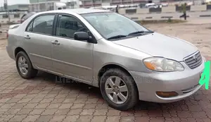 Toyota Corolla LE 2004 Silver