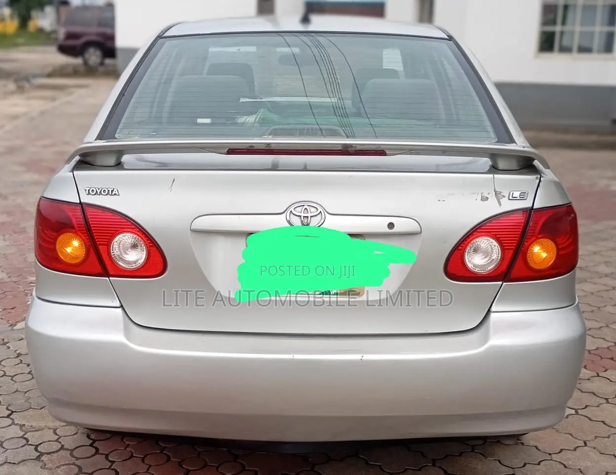Toyota Corolla LE 2004 Silver