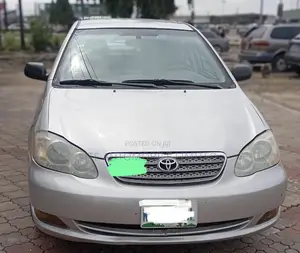 Toyota Corolla LE 2004 Silver