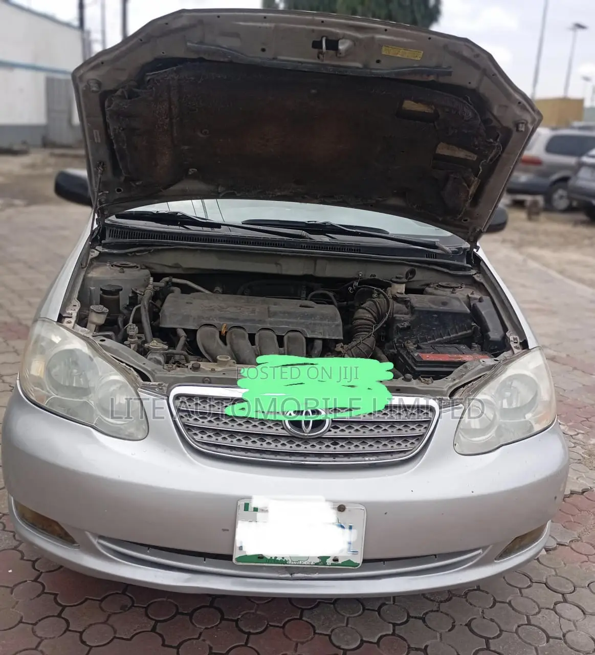 Toyota Corolla LE 2004 Silver
