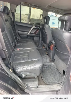 Toyota Land Cruiser Prado 2016 Black