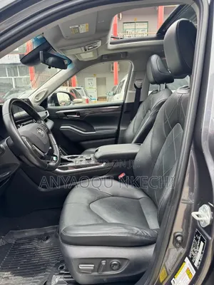 Toyota Highlander 2021 Gray