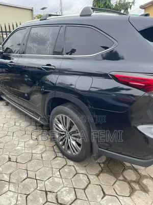 Toyota Highlander Platinum 2021 Black