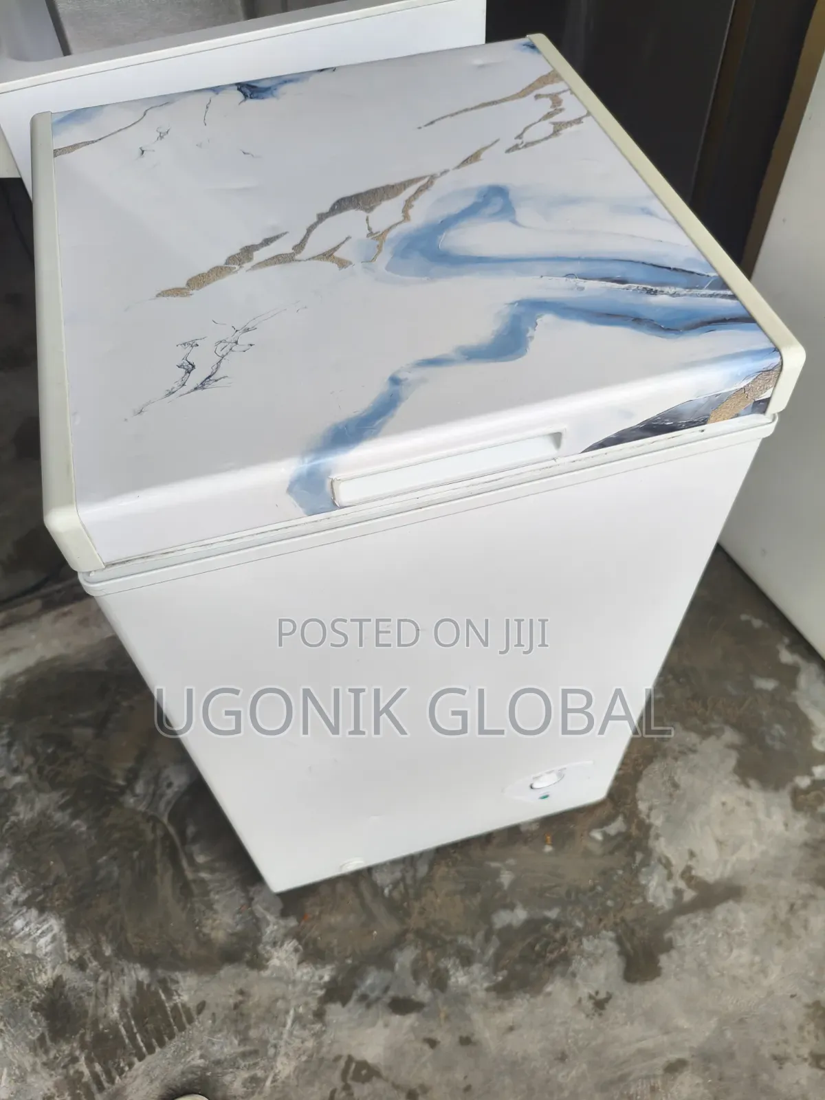 100 Litres Chest Freezer
