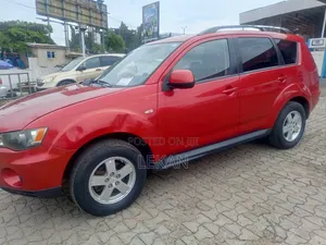 Mitsubishi Outlander 2012 Red