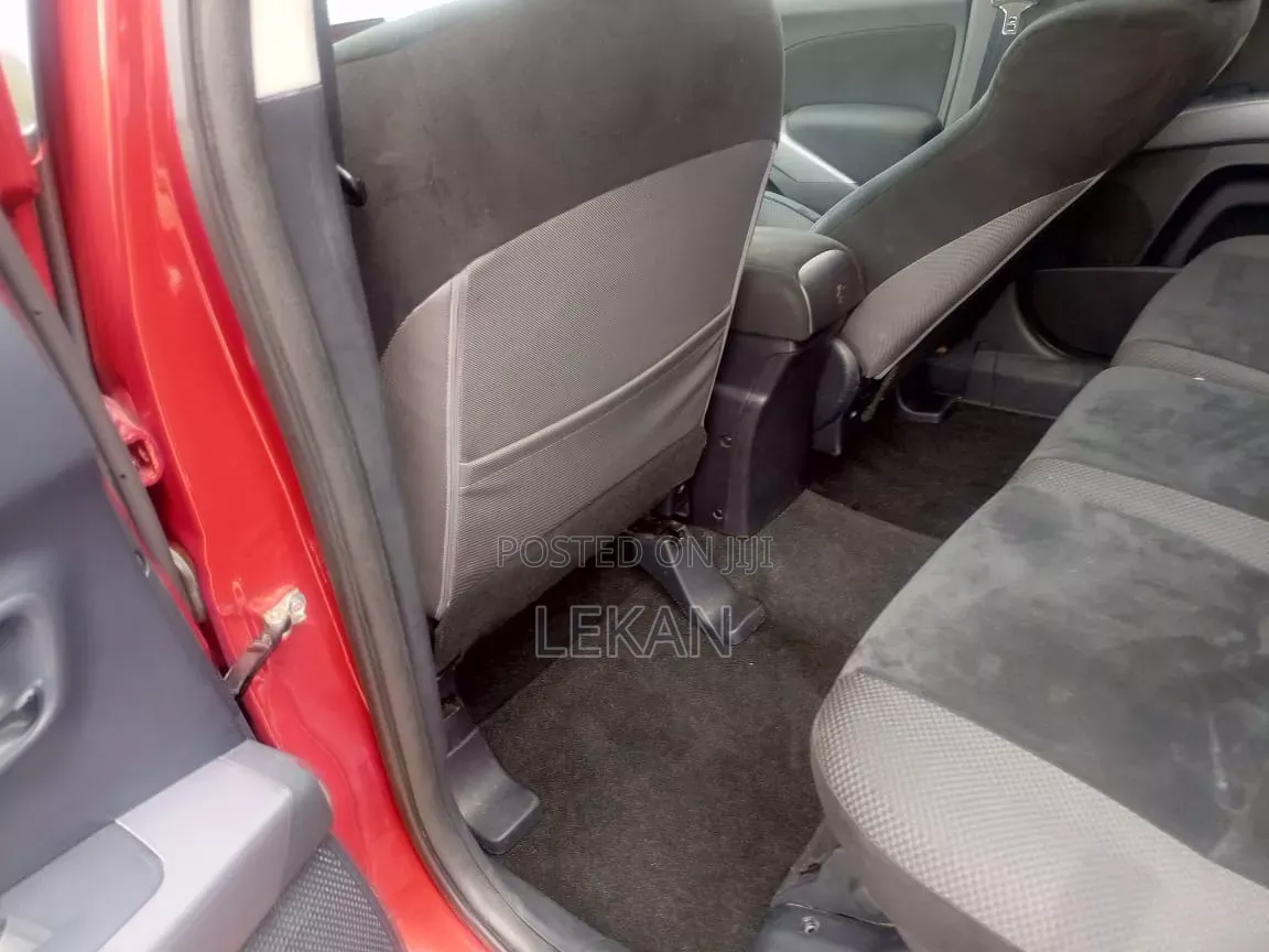 Mitsubishi Outlander 2012 Red