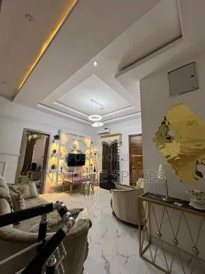 5bdrm Duplex in Chevron for rent