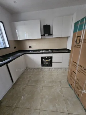 5bdrm Duplex in Lekki Phase 1 for rent