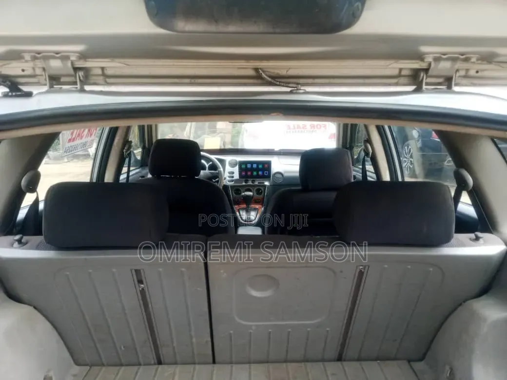 Toyota Matrix 2004 Silver