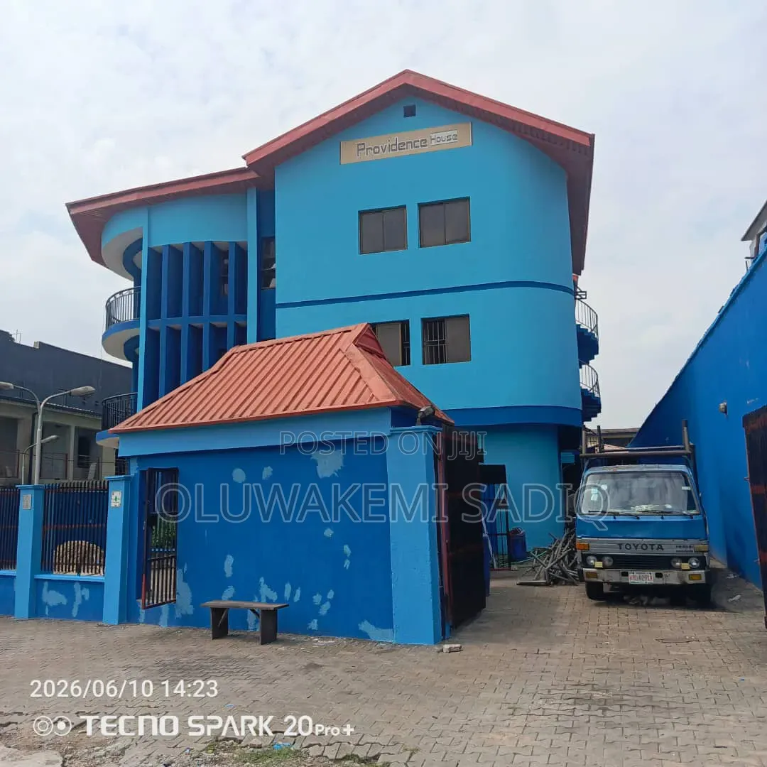3 Bedroom Flat