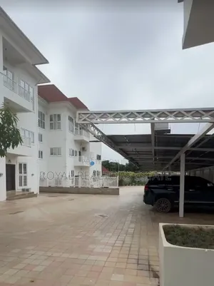 5bdrm Duplex in Kado for rent
