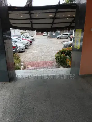 Double Size Ground Floor & Basement Space