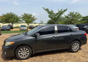 Toyota Corolla 2012 Gray