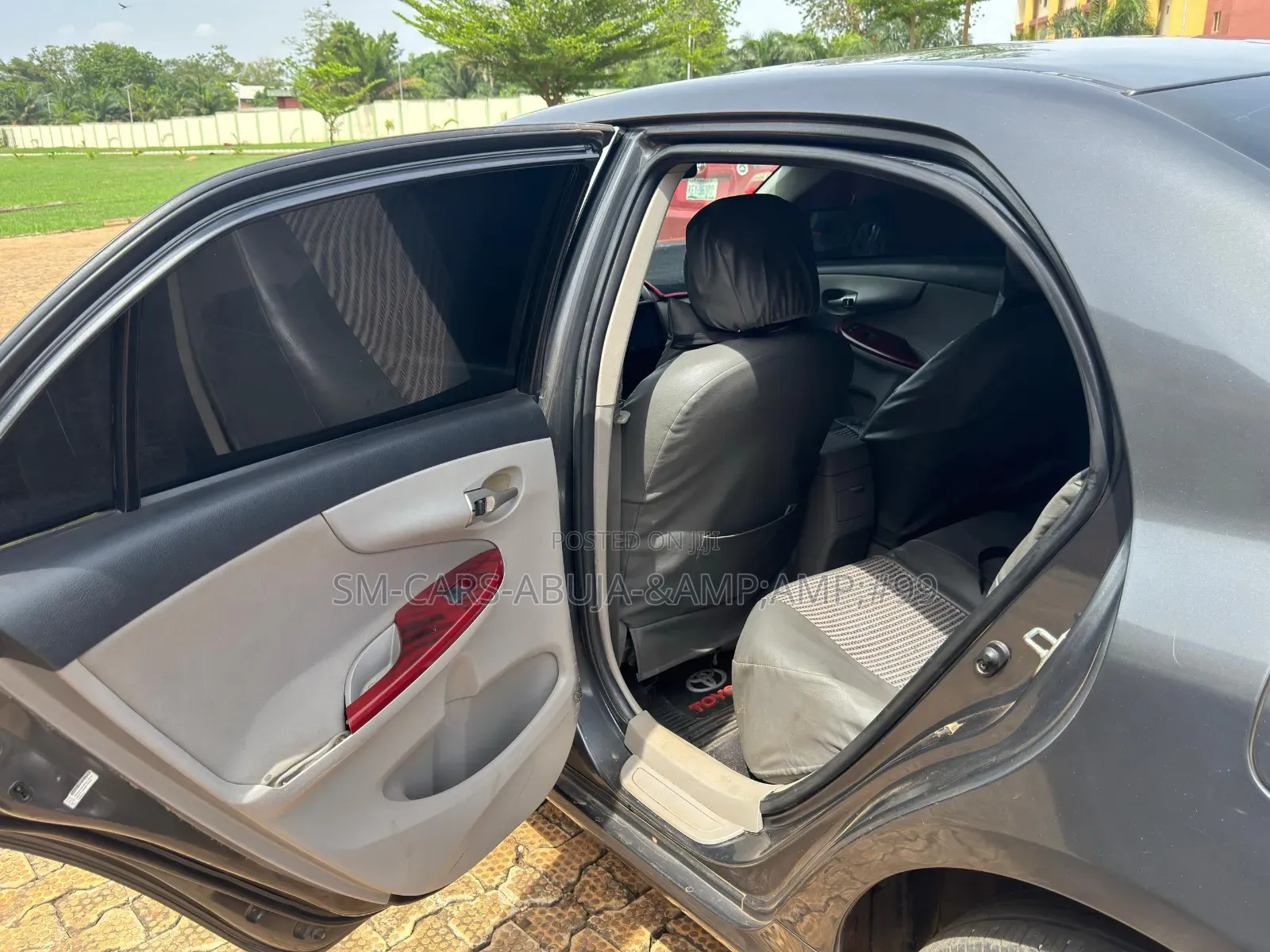 Toyota Corolla 2012 Gray