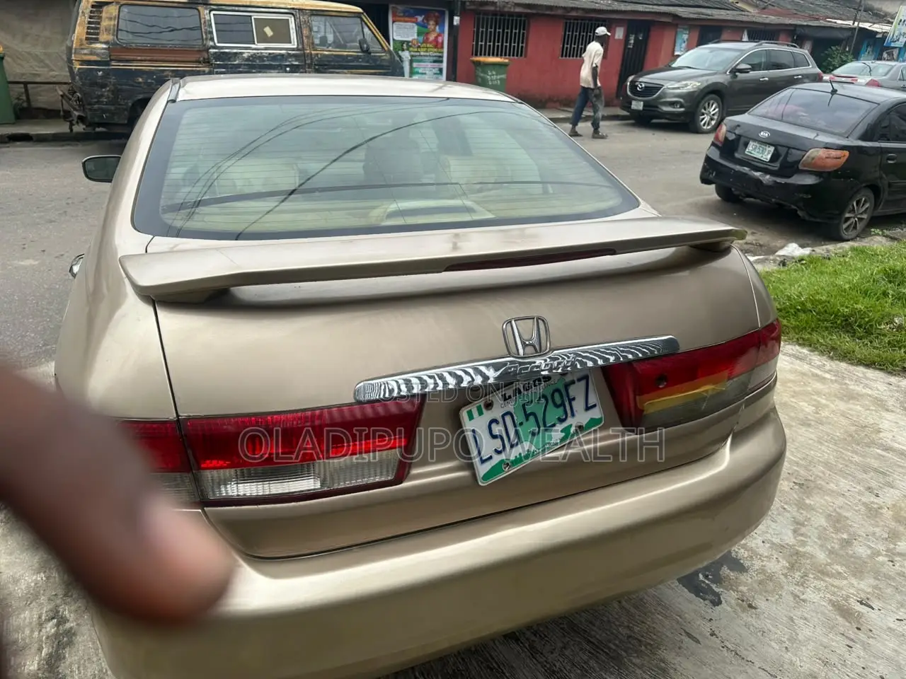 Honda Accord 2004 Gold
