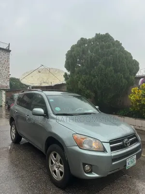 Toyota RAV4 2011 Green