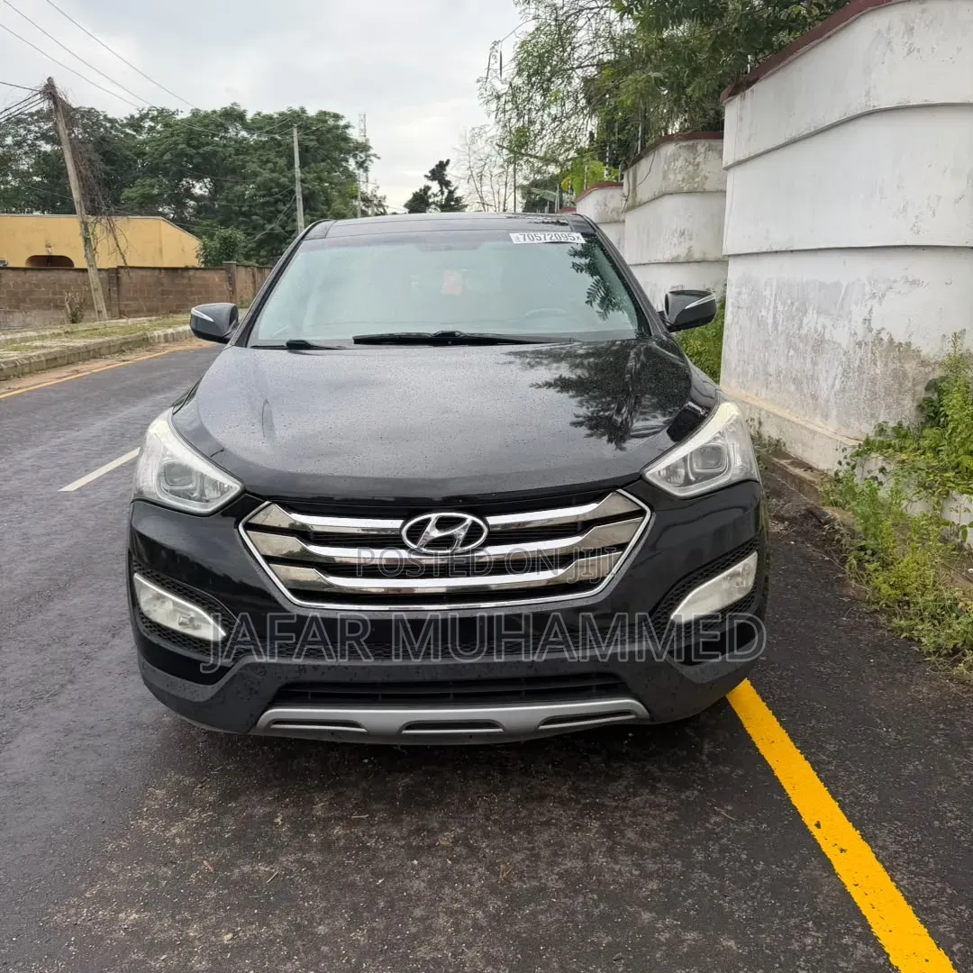 Hyundai Santa Fe 2013 Black