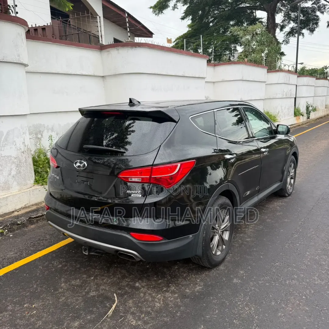 Hyundai Santa Fe 2013 Black