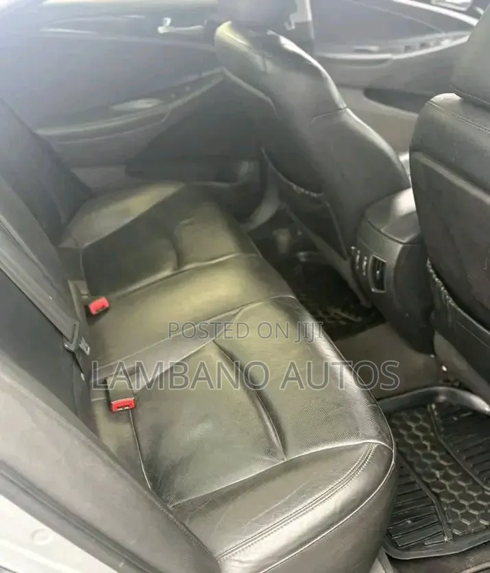 Hyundai Sonata 2012 Silver
