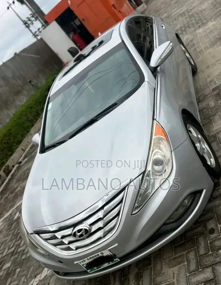 Hyundai Sonata 2012 Silver
