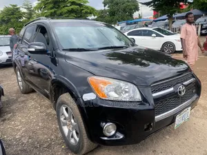 Toyota RAV4 2010 Black