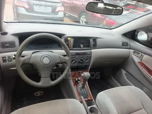 Toyota Corolla 2005 Silver