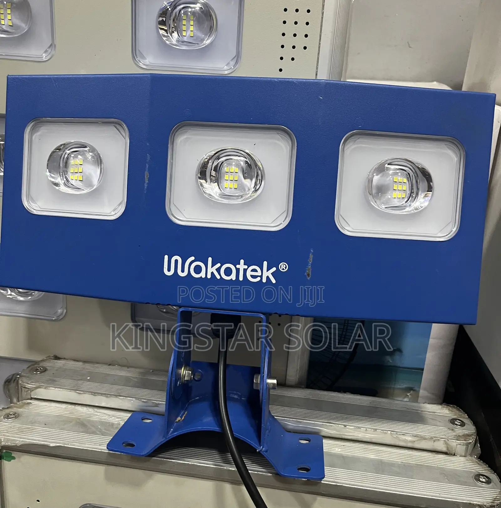 300W Wakatek Solar Flood Light