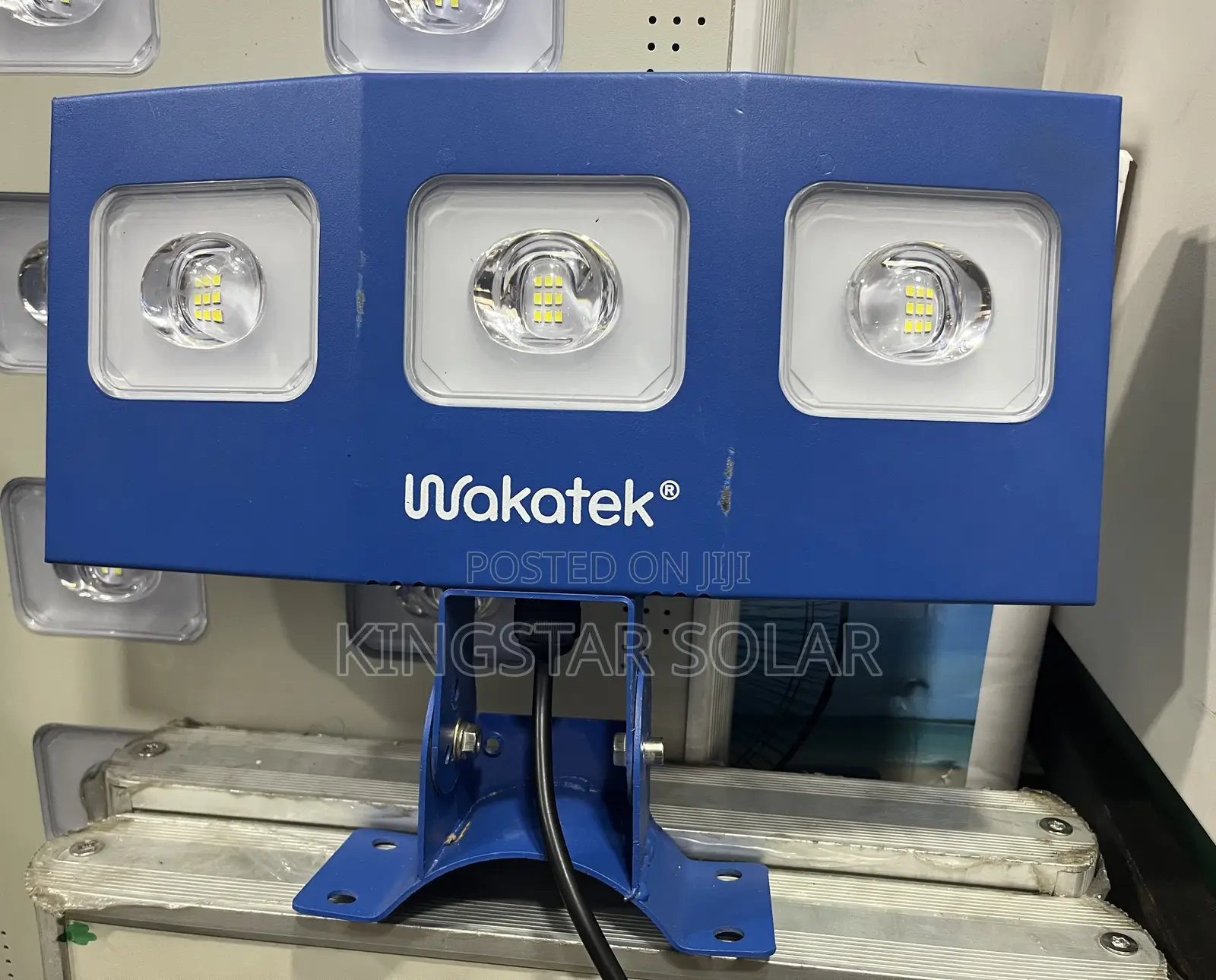 300W Wakatek Solar Flood Light