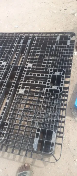 Premium Plastic Pallets for Storage and Logistics