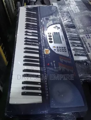 Supper Clean Direct UK Used Original Yamaha PSR 270 Keyboard