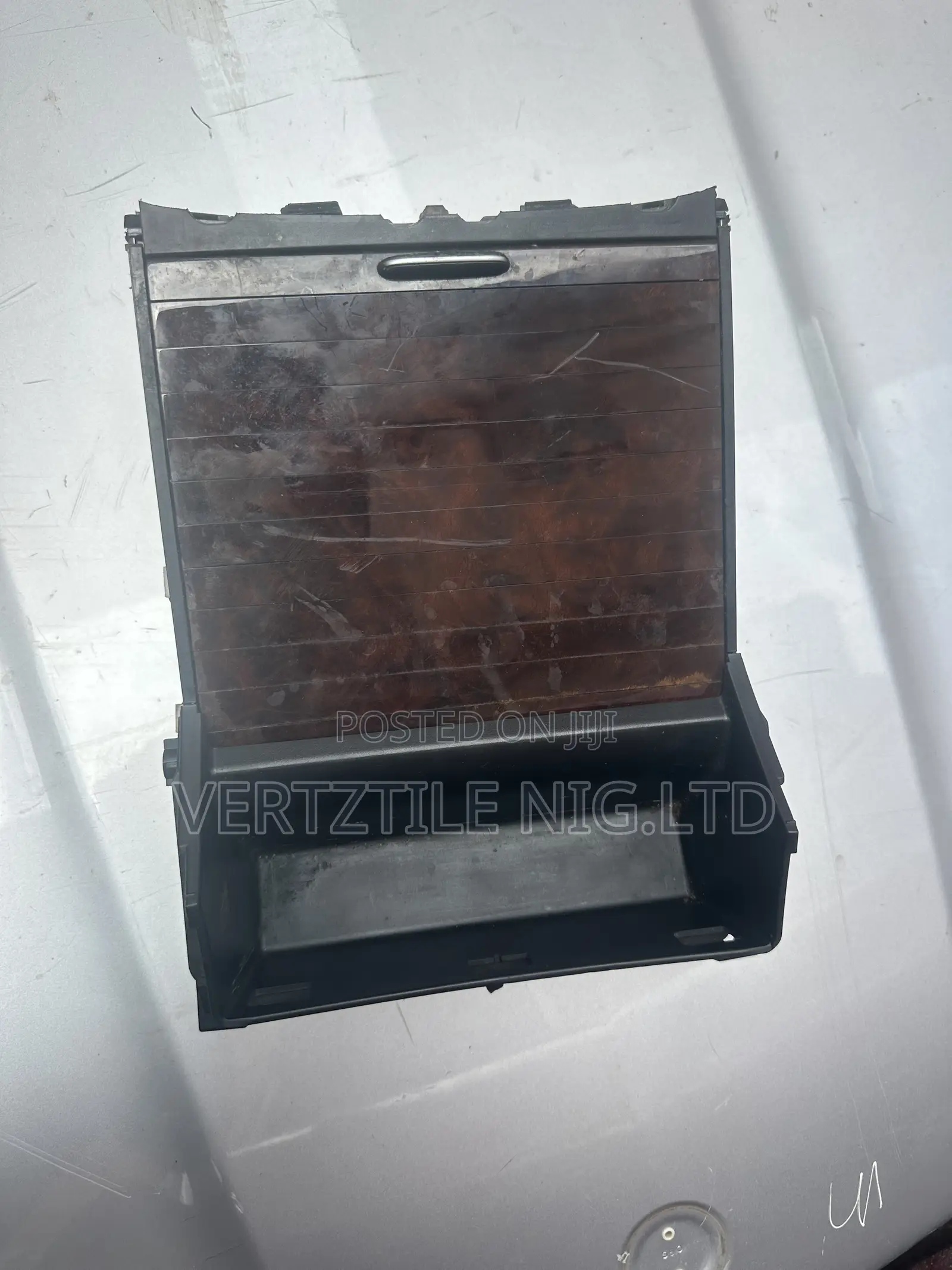 GLE, ML Console Cup Holder Storage Box Benz
