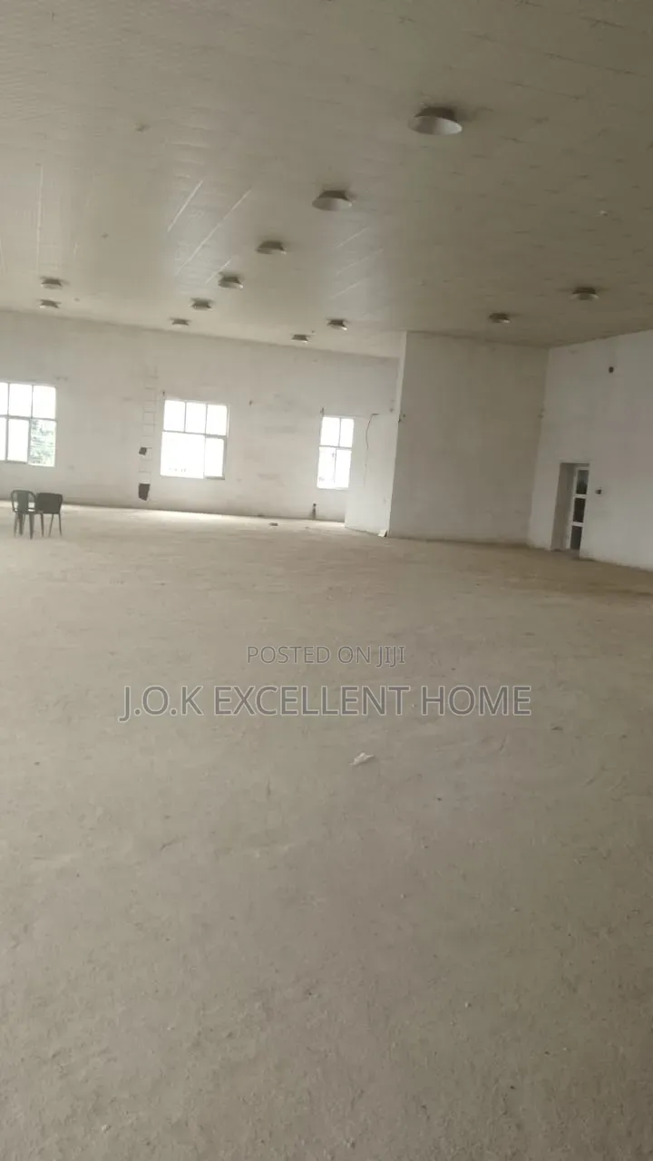 A 430sqm Open Space (First Floor) at Ogba