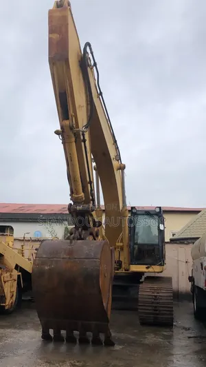 Cat Excavator 330BL