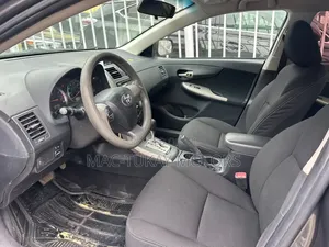 Toyota Corolla 2012 Gray